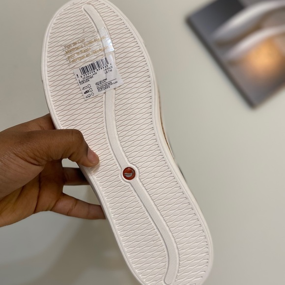 Amazon.com | Clarks Women Un Maui Lace